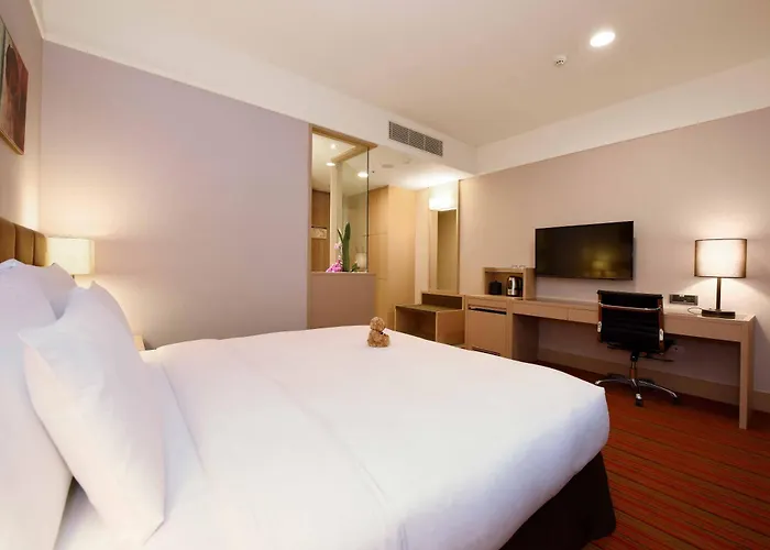 Fullon Hotel Taoyuan Airport Access Mrt A8
