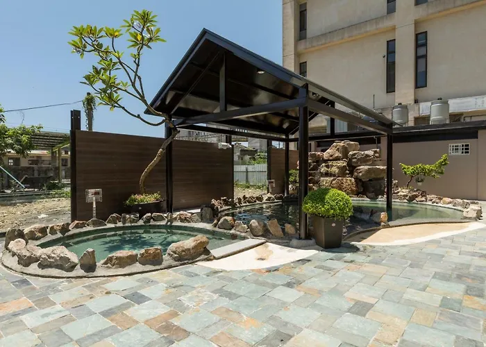 Chuang-Tang Spring Spa Hotel